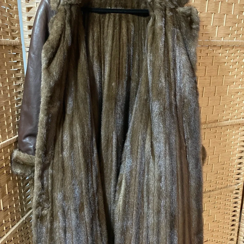 Brown Leather Jacket with Faux Fur Trim - Picture 8 of 11